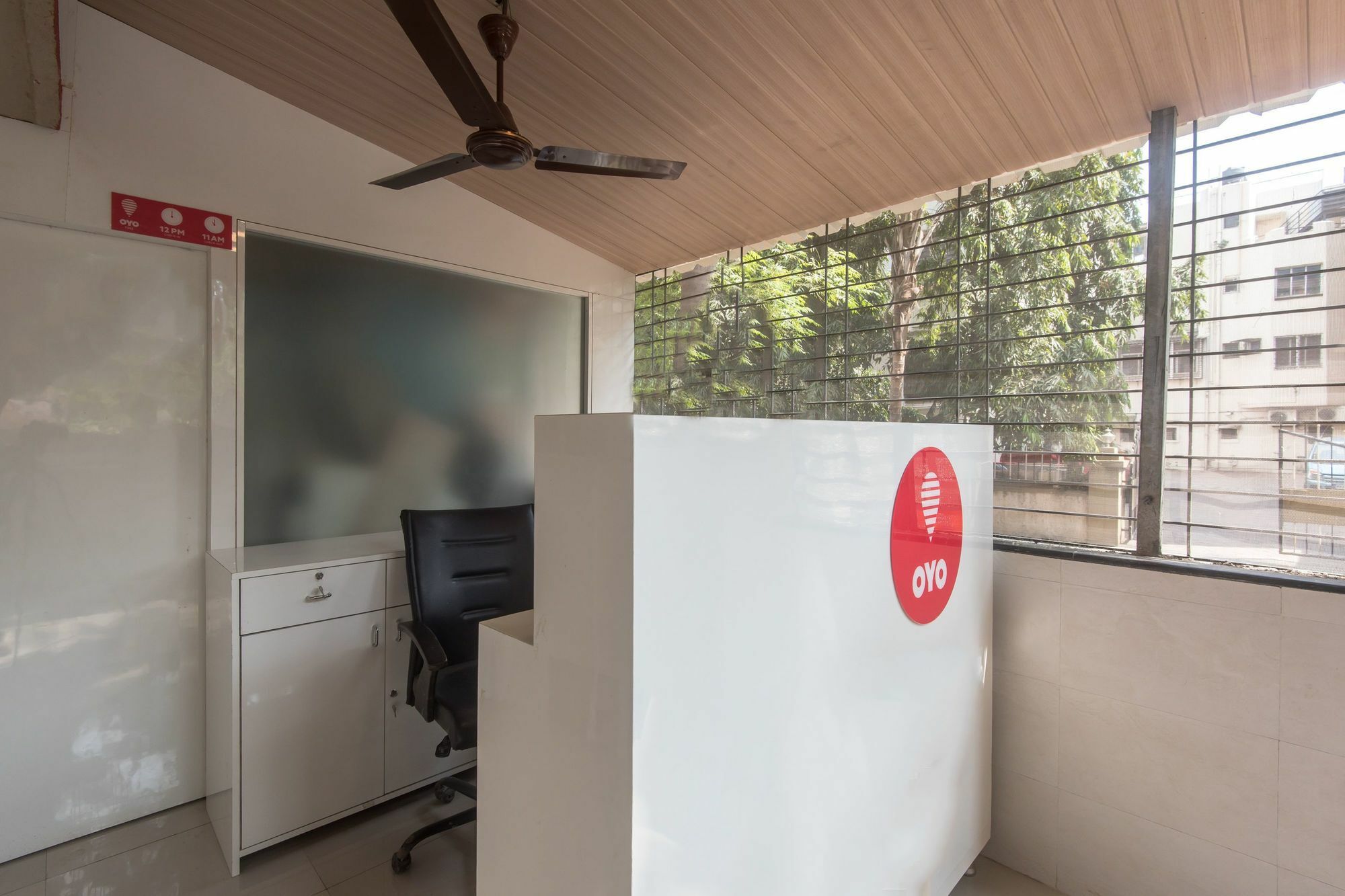 Hotel O Aishwarya Service Apartment Navi Mumbai Exterior foto